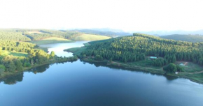 Stanford Lake lodge